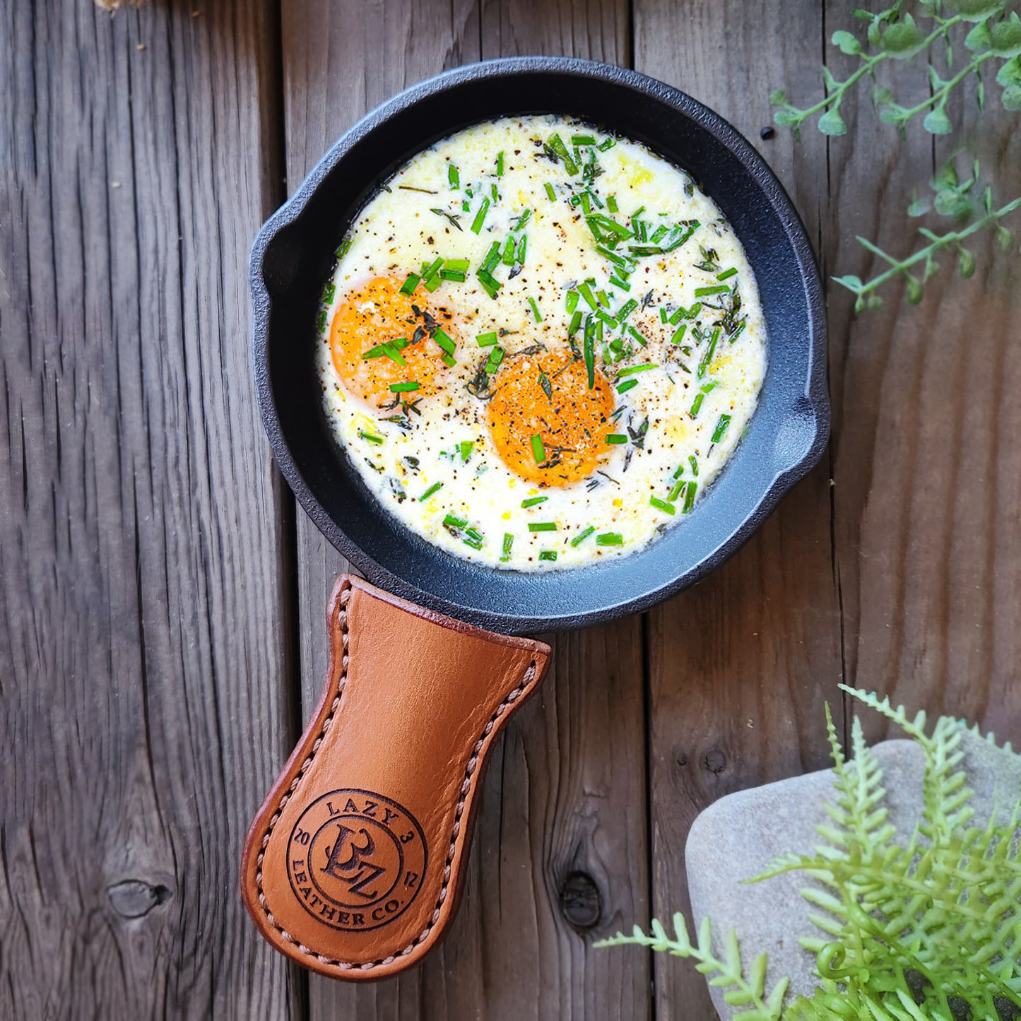 Cast Iron Skillet Leather Handle Cover Gift Set - Lazy 3 Leather Company