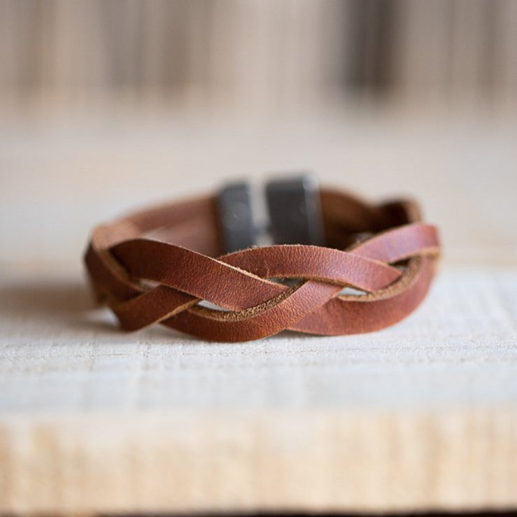 Keyhole Bracelet - Lazy 3 Leather Company