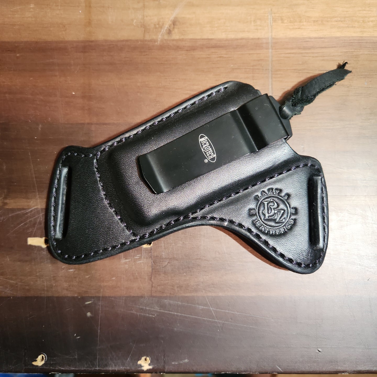 Microteca OTF K.n.i.f.e with Leather Sheath