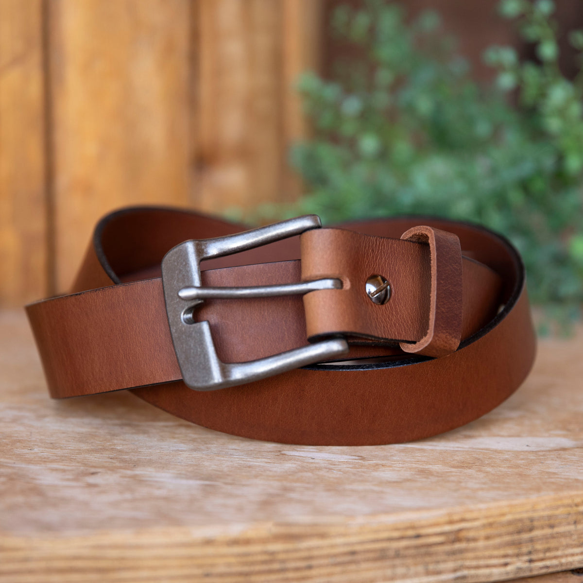 Vintage brown leather handcrafted belt Walnut Brown Leather Western Belt | Handcrafted | Los Altos main image 3