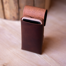 Load image into Gallery viewer, Leather Phone Sheath Case