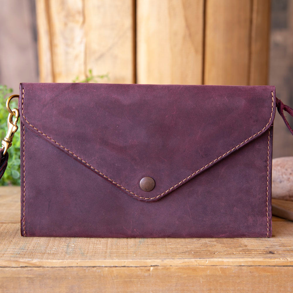 Stitch Trim Envelope Wallet Purse, Women's Fashion, Bags & Wallets, Purses  & Pouches on Carousell